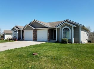 1923 S Powahatan Ct, Independence, MO 64057