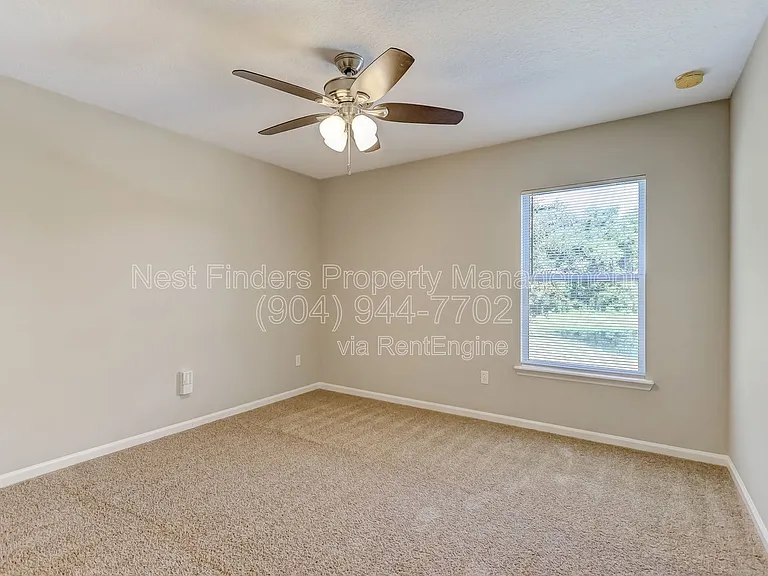 2436 Bonnie Lakes Dr — Photo 28