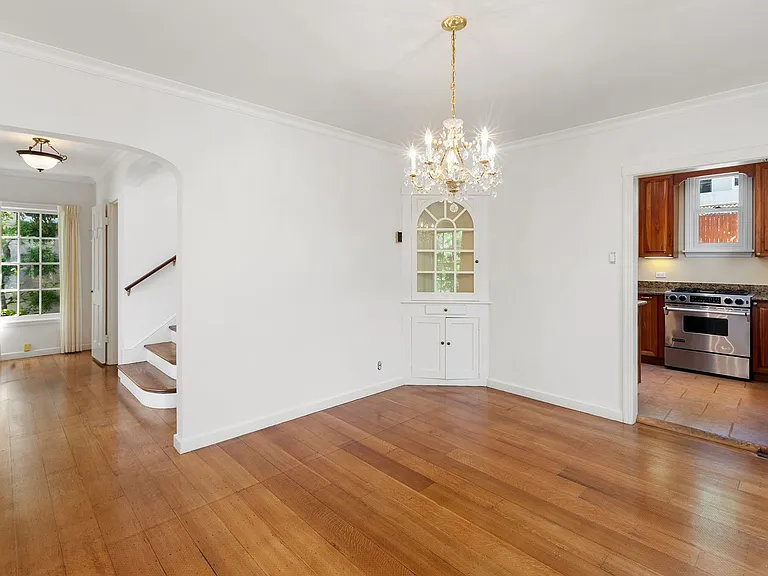 80 Castenada Ave — Photo 8