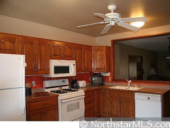 3rd image of 1862 Phalen Place