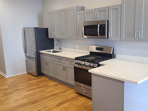 2nd image of 2322 Burgundy St Unit B