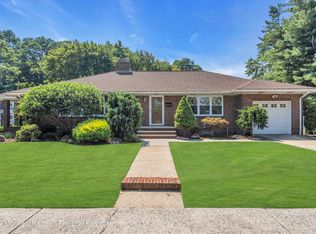 131 Deerfield Rd, Sayreville, NJ 08872