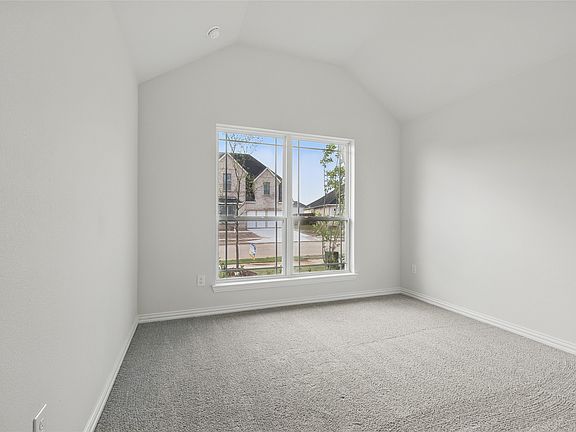 4th image of 4352 Biddle St