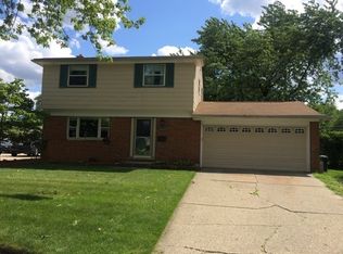 11856 Angus Cir, Sterling Heights, MI 48312