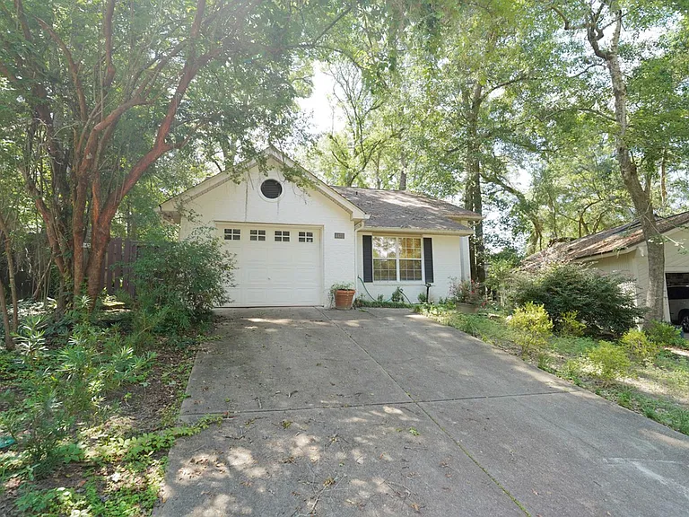 4472 Bay Shore Cir — Photo 33