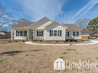 402 Nichols Way, Trussville, AL 35173