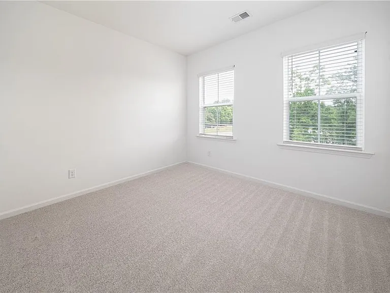 307 Danville Ave — Photo 40