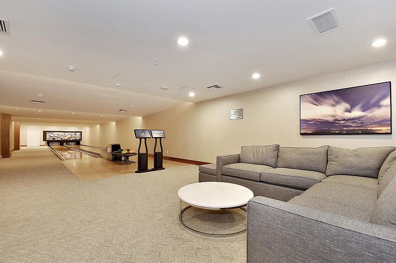 Burnaby Apartment for rent - 2 Bedrooms — photo 12