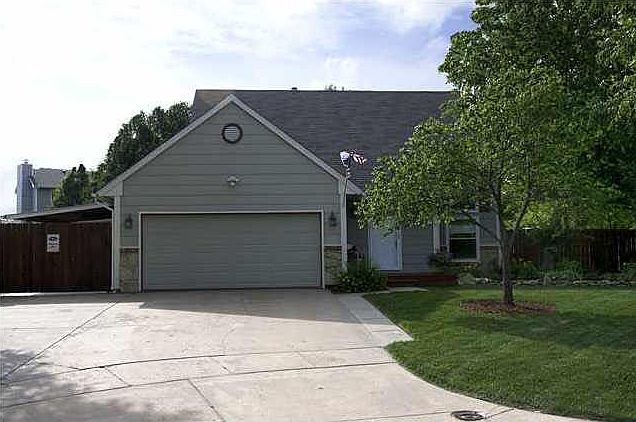 1st image of 345 W Oakwood Ct