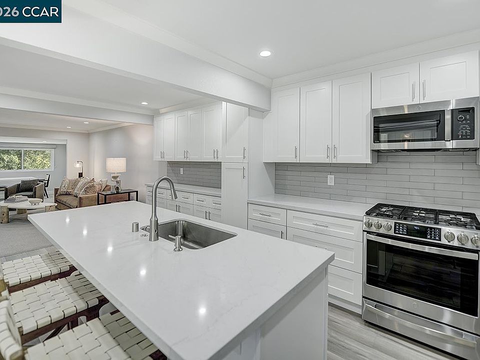 1st image of 1124 Singingwood Ct APT 5