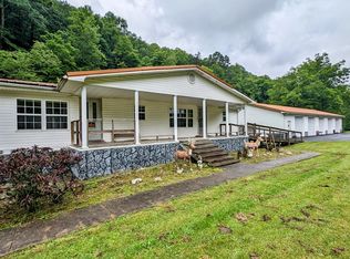 9457 Highway 421, Bledsoe, KY 40810