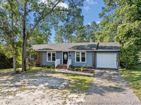 5405 Sandstone Dr, Fayetteville, NC 28311