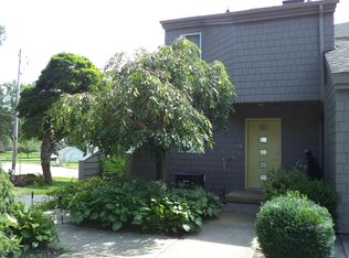 404 Ruddiman Dr, Muskegon, MI 49445