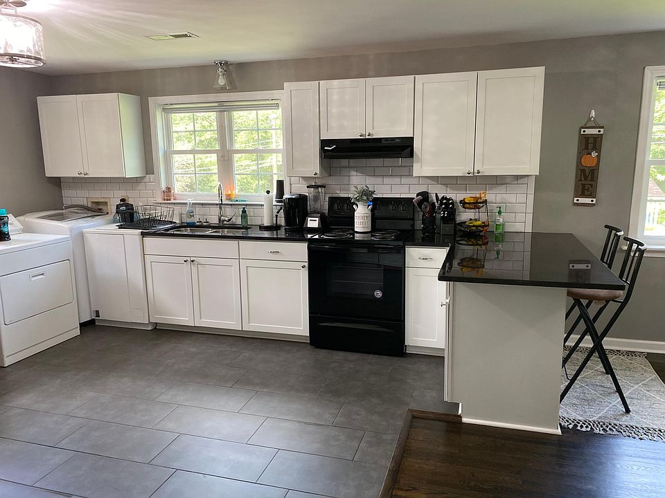 1st image of 3014 N Church St #3014