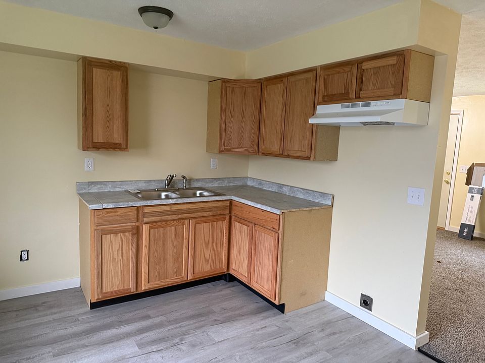 1st image of 1520 Loddy Ave NE #4