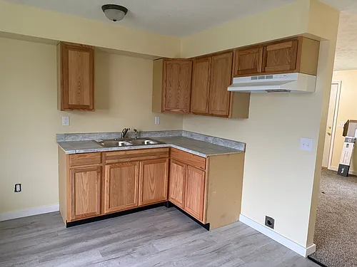 1520 Loddy Ave NE #4 Photo 1