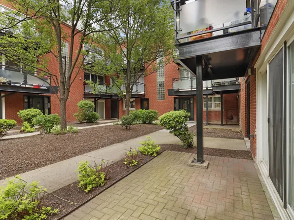 6435-43 N. Damen Ave., 6435 N Damen Ave #6439-2N, Chicago, IL 60645
