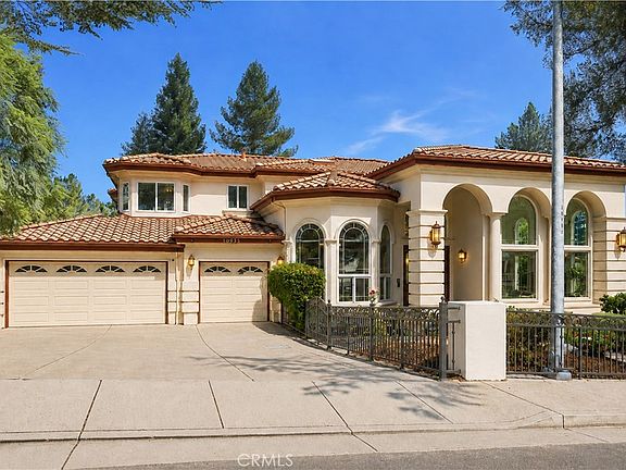 2nd image of 10935 Miramonte Rd