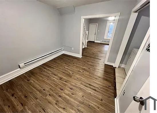 233 N Ramsey St — Photo 11
