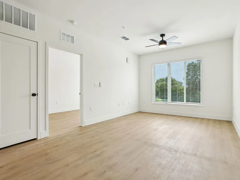 The Milk Stacks: Boutique Luxury Living in Downtown Orlando's Milk District — Photo 49