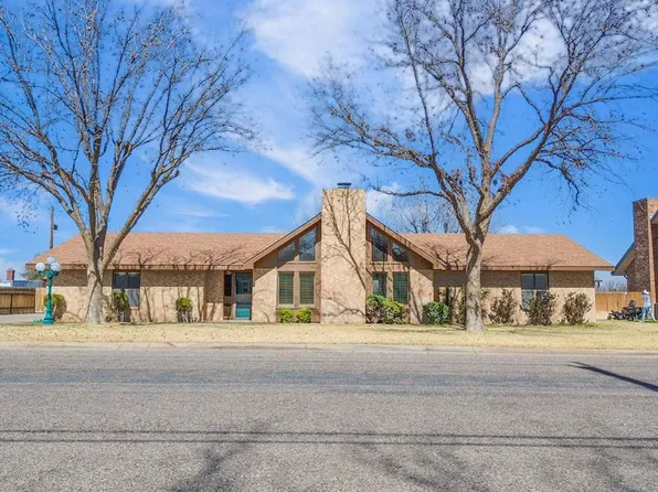 2507 E 24th St, Big Spring, TX 79720