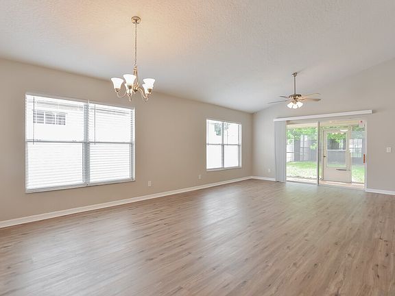 3rd image of 2272 Mallard Creek Cir