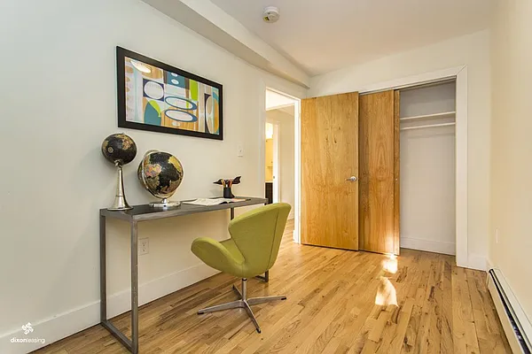 Rented by Dixon Advisory USA Inc. | media 19