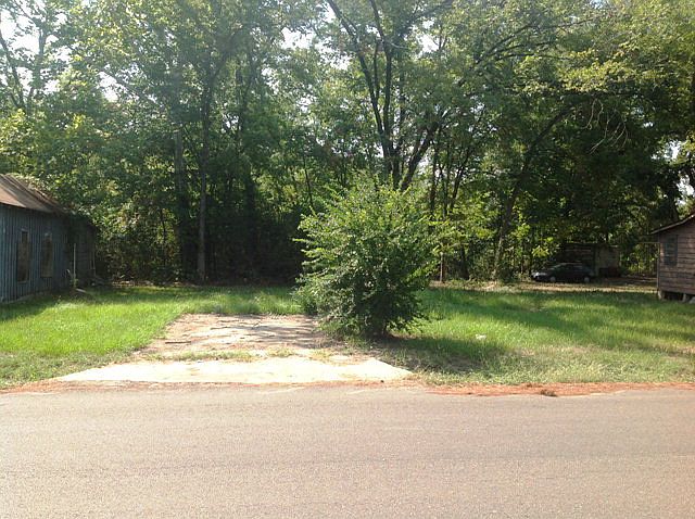 1st image of 1107 Hoo Hoo Ave
