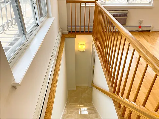 Sold by Remax Edge | media 29