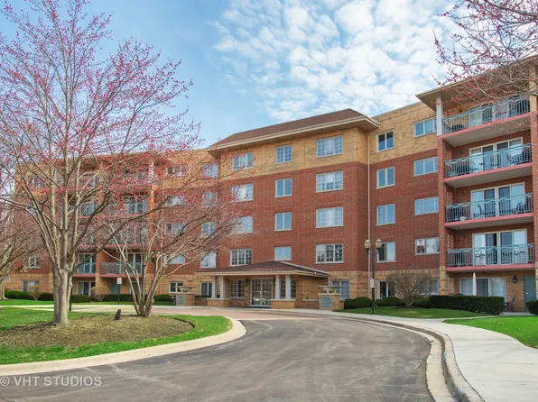 720 Creekside Dr Unit 209, Mount Prospect, IL 60056