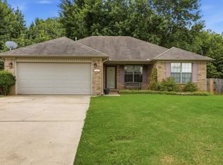 1605 Jackson Dr, Conway, AR 72032