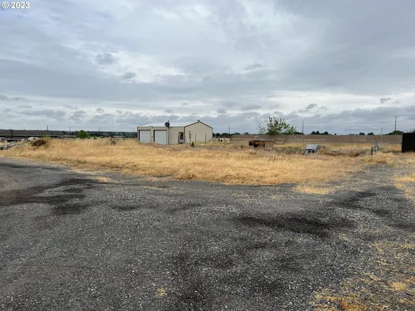 1102 W Linda Ave, Hermiston, OR 97838