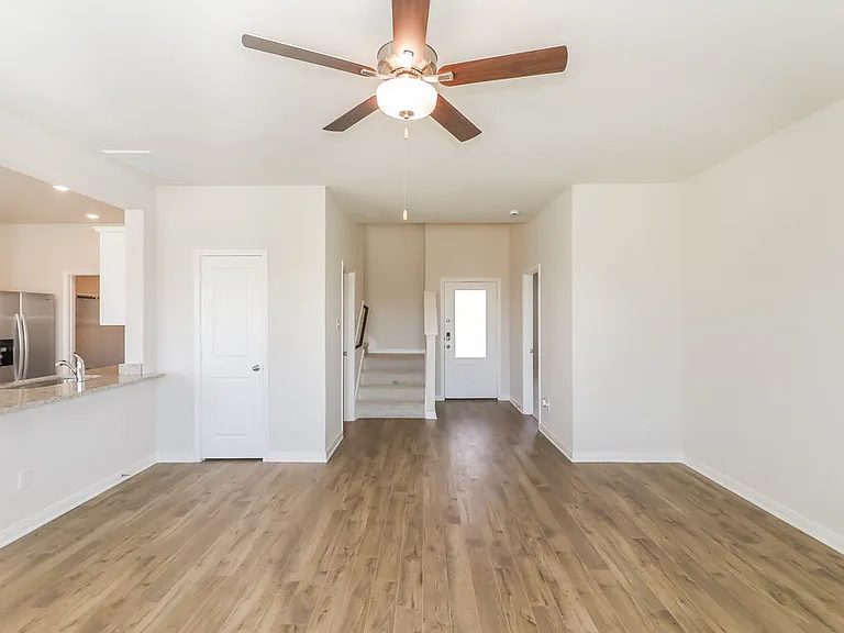 409 Sunny Highlands Dr — Photo 7