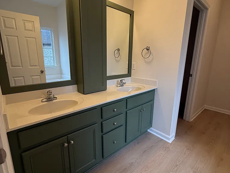 102 Privett Ct — Photo 15