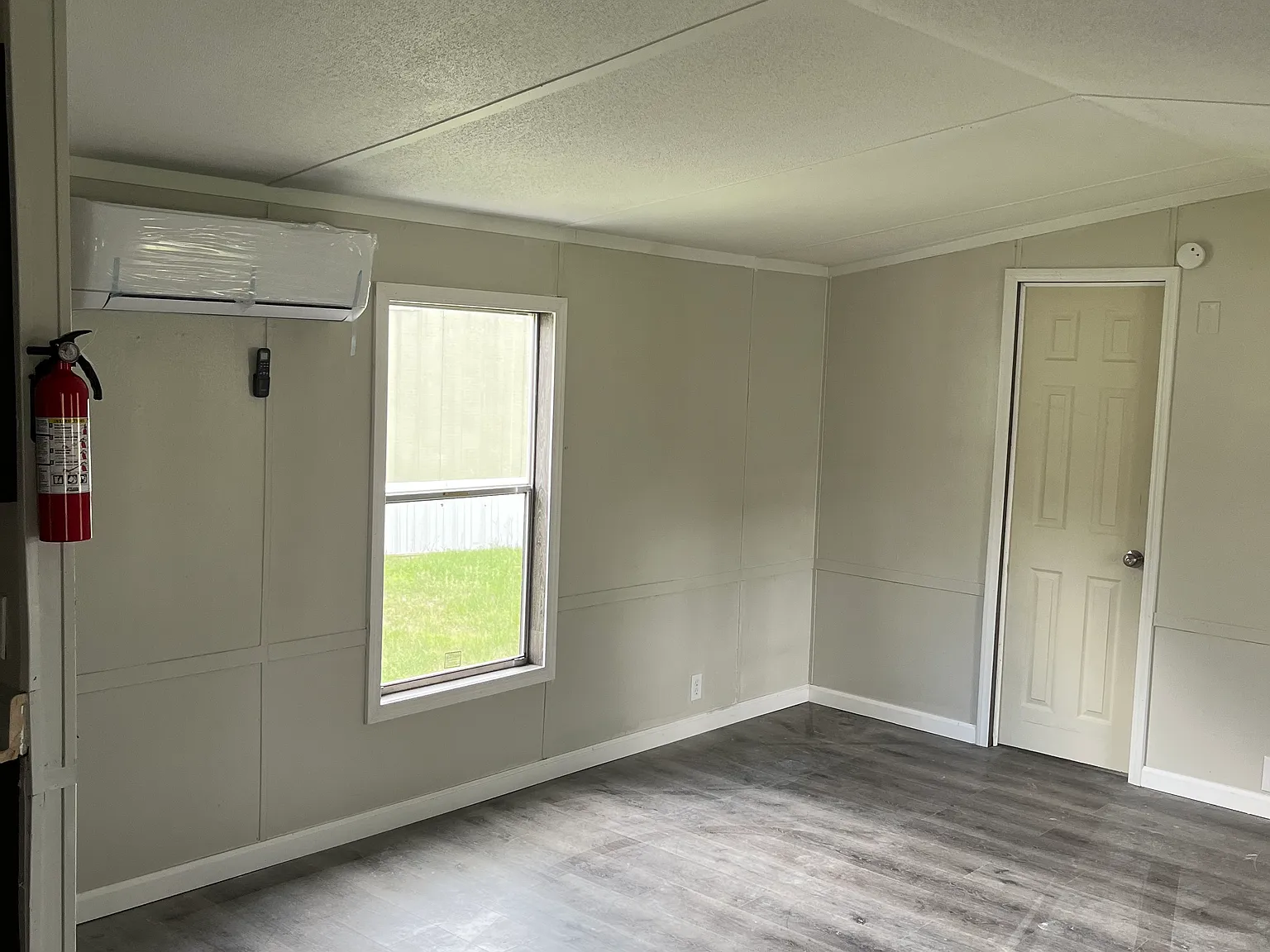 805 Soperton Ave — Photo 3