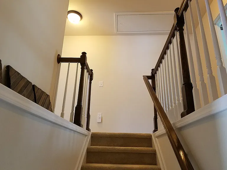 2104 Chipley Dr — Photo 16