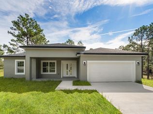 9371 N Cougar Paw Dr, Citrus Springs, FL 34433