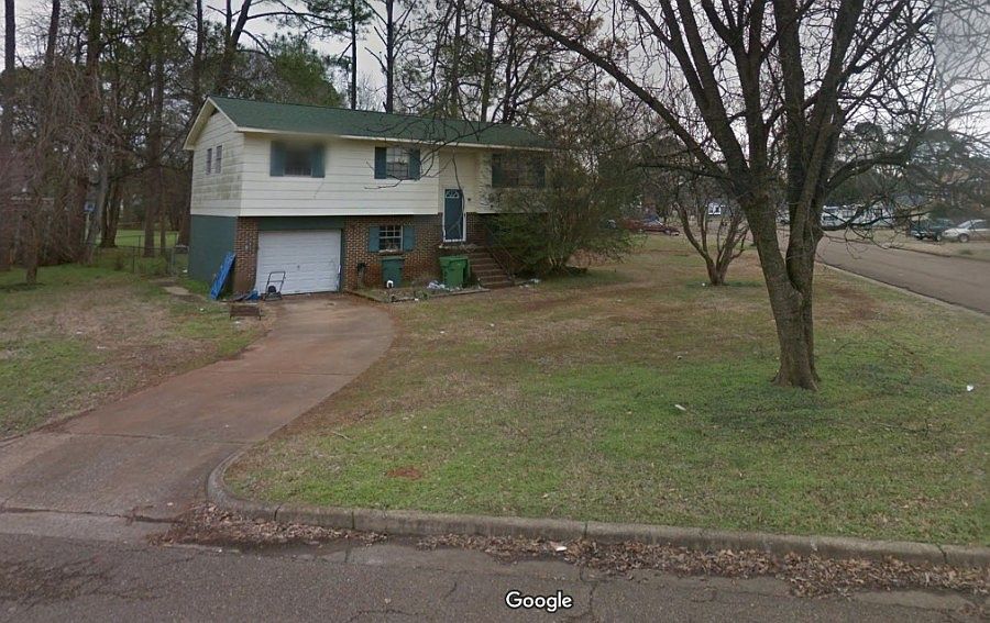 1st image of 3509 Kennemore Dr SW