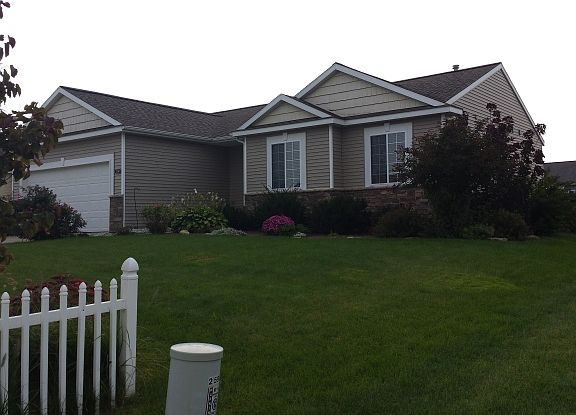 4th image of 2590 Thackery Ct SW