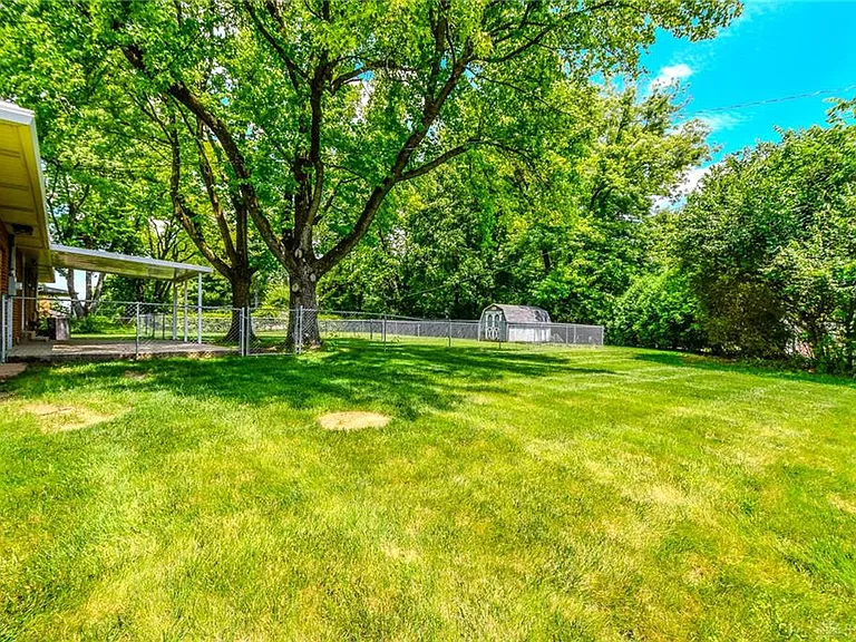 96 Pine Bluff Dr — Photo 30