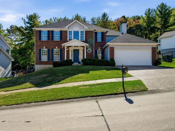 16014 Acorn Valley Ct, Ballwin, MO 63021