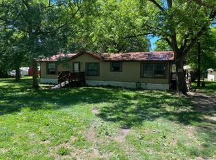 214 E Buck St, Lead hill, AR 72644