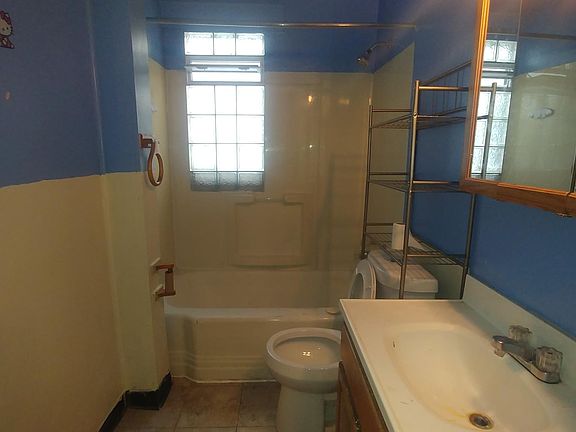 2nd image of 148 Longnecker St #1