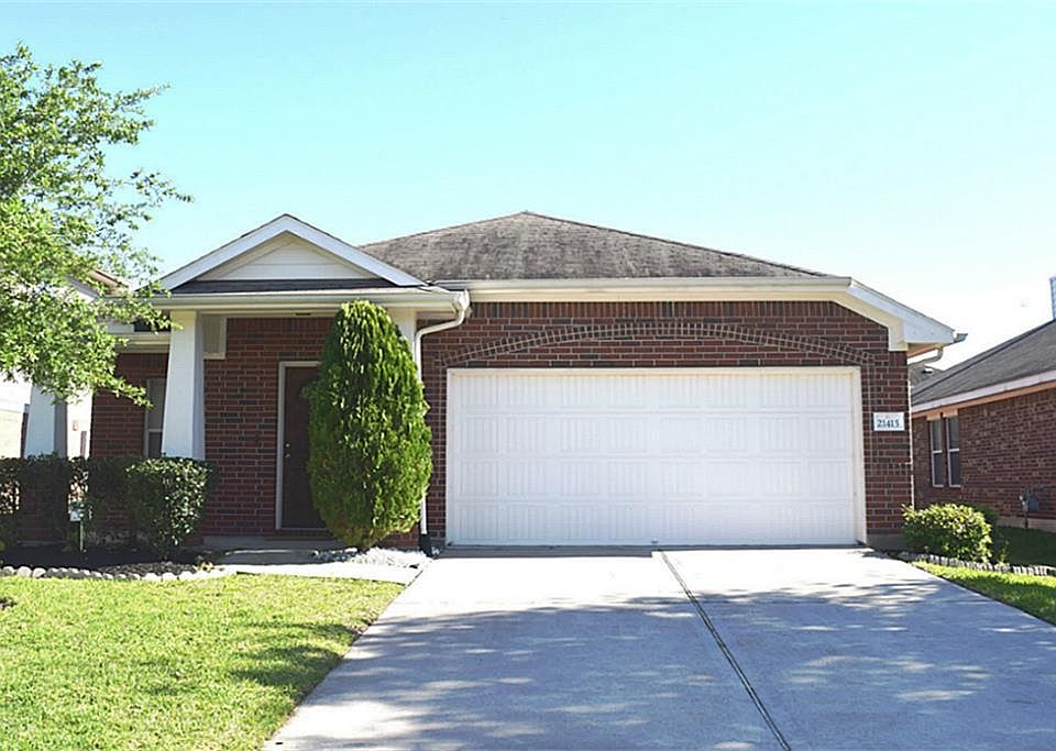 1st image of 21415 Drifting Oaks Dr