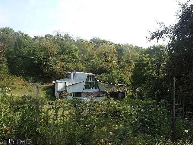 2nd image of 594 Cream Hollow Rd