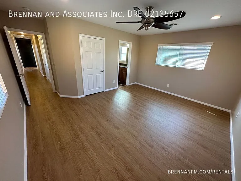 445 Rachael Ave — Photo 16