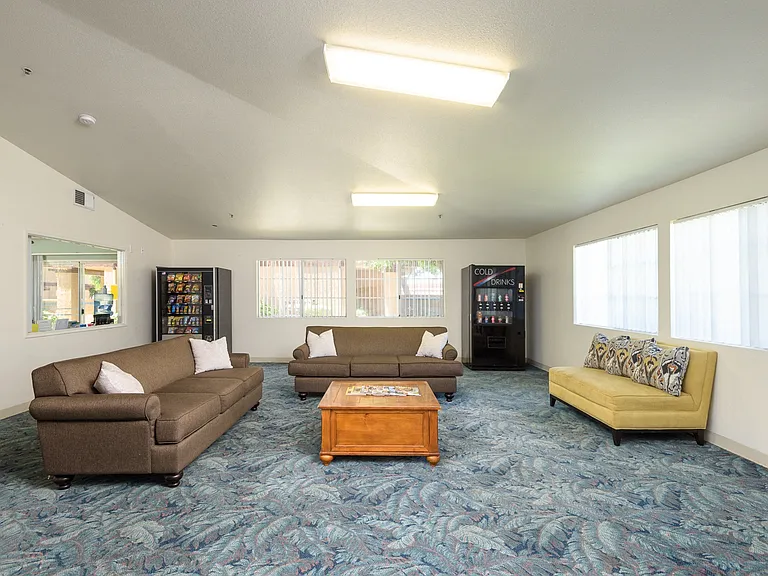 Oasis Townhomes — Photo 45