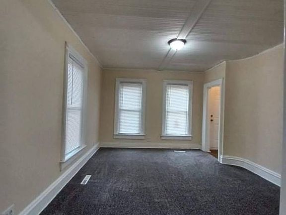 5th image of 1044 Crosby St