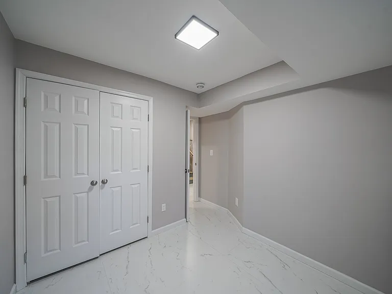 2303 Pinneberg Ave — Photo 10