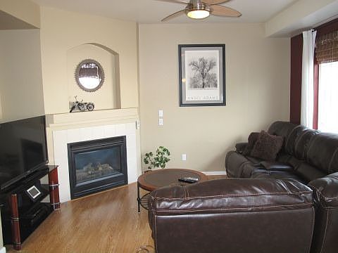 Living Room w/ Gas Fireplace